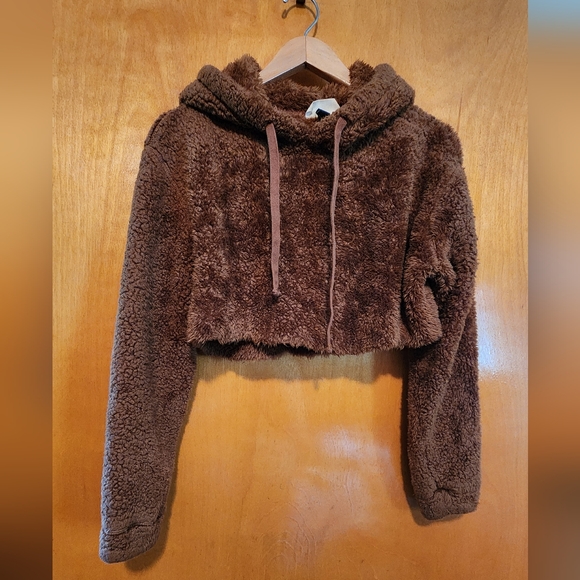 Universal Thread Jackets & Blazers - Cropped Teddy Bear Hoodie